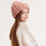 کلاه بافت گلبه ای از برند RESERVED - Image 2