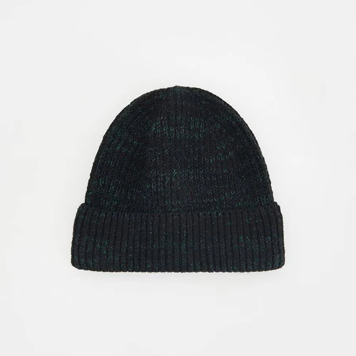 Knitted hat from RESERVED (1) کلاه بافت دون از برند RESERVED