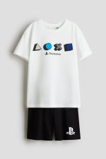 ست طرح Play station  برند H&M